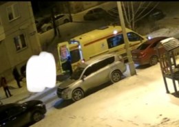 Молодой человек в Красноярске выпал с 5 этажа