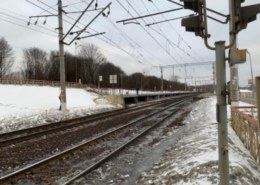 На Кубани пожилая женщина попала под грузовой поезд и выжила