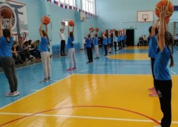 В Петербурге школьница умерла на уроке физкультуры