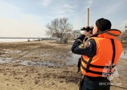 В Челябинске на озере Смолино утонул рыбак.