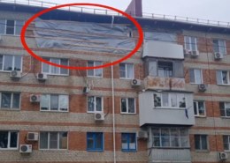Такую картину сейчас можно наблюдать у дома на улице Клинической в Краснодаре, где произошел хлопок газа.