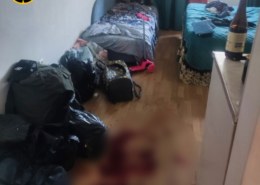 Ещё четыре гранаты нашли оперативники в квартире на 2-го Володарского, где подорвался мужчина. Их сейчас обезвреживают сапёры.
