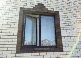 В Суземке из-за обстрела ВСУ повреждены 3 дома и 1 автомобиль