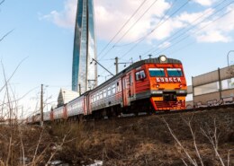 В Петербурге велосипедиста насмерть сбила электричка