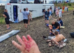 16 пассажиров пострадали в перевернувшемся автобусе Ростов — Геленджик