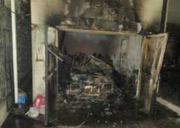 В Ростове-на-Дону полностью сгорел двухэтажный гараж с автомобилем внутри