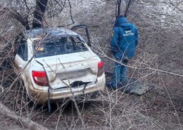 Водитель автомобиля «Лада Гранта» погибла в страшной аварии рано утром на улице Дегтярева