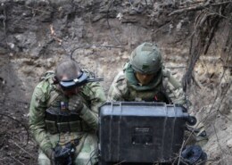 Бойцы «стальной» бригады Росгвардии уничтожили замаскированное артиллерийское орудие ВСУ на харьковском направлении
